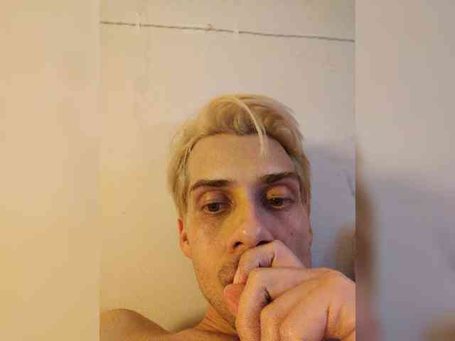 Riccardofer Sex Cam Show