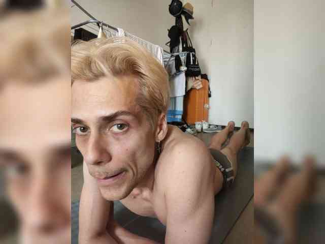 Riccardofer Sex Cam Show