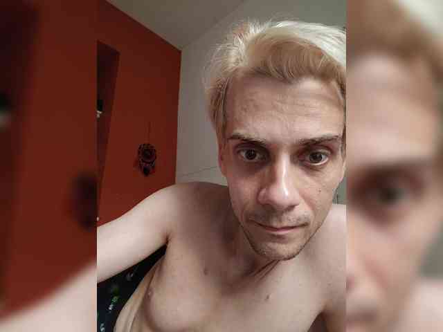Riccardofer Sex Cam Show