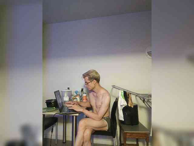 Riccardofer Live Webcam on BongaCams