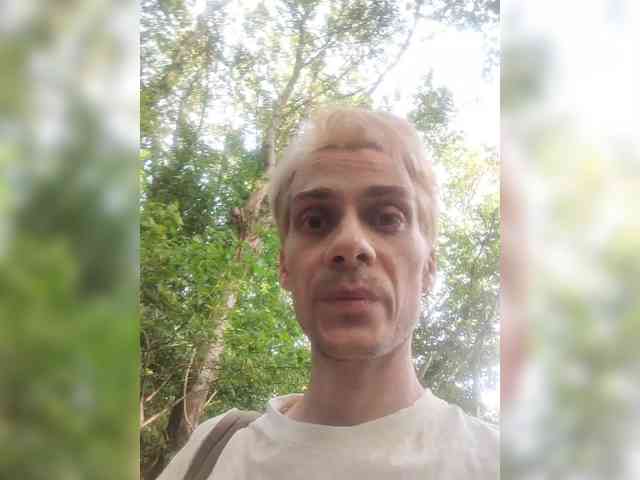 Riccardofer Sex Cam Show