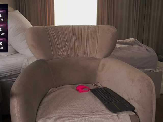 Kseniyavl live cam on BongaCams