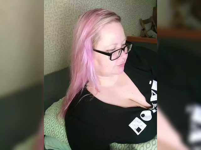 SashaLyubov live webcam show