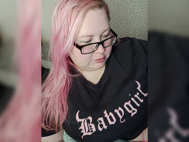 SashaLyubov's BongaCams show and profile