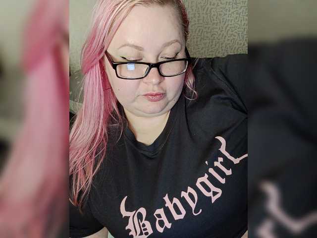 SashaLyubov Live Cam and Statistics on UnifiedCams