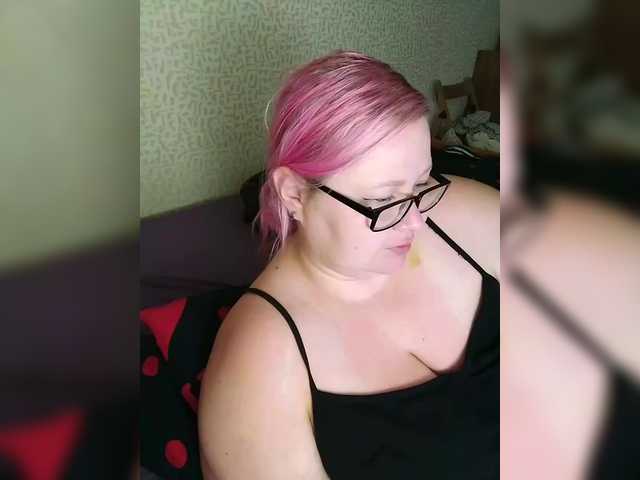 SashaLyubov live cam on BongaCams