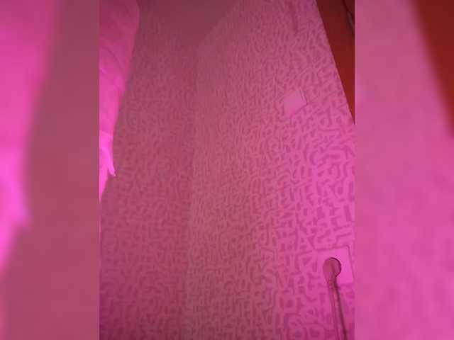 SashaLyubov live cam on BongaCams