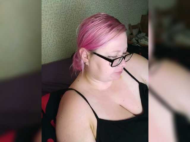 SashaLyubov live cam on BongaCams