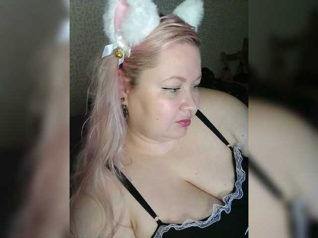 SashaLyubov live cam on BongaCams