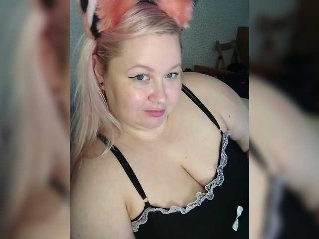 SashaLyubov live cam on BongaCams