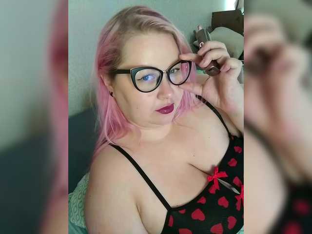 SashaLyubov live cam on BongaCams