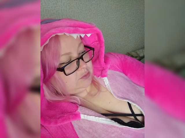 SashaLyubov live cam on BongaCams