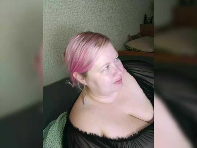 SashaLyubov live cam on BongaCams