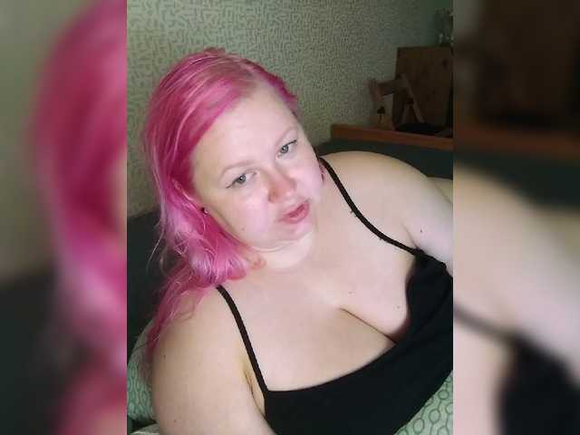 SashaLyubov live cam on BongaCams