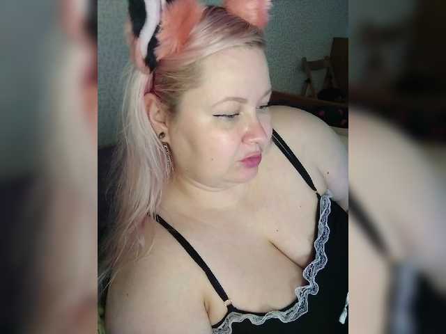 SashaLyubov live cam on BongaCams