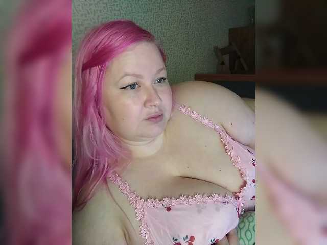 SashaLyubov live cam on BongaCams