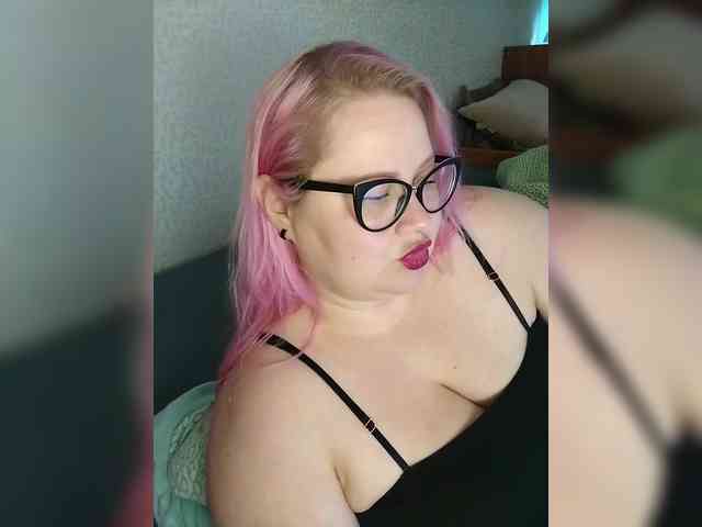 SashaLyubov webcam