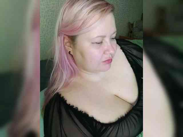 SashaLyubov webcam