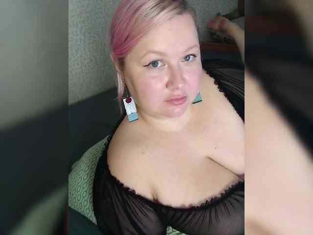 SashaLyubov webcam