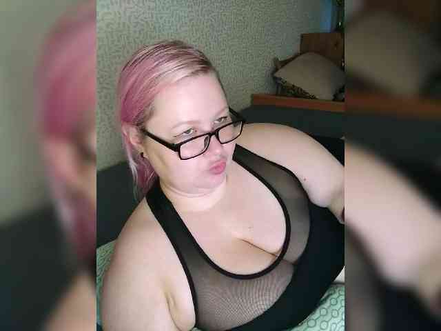 SashaLyubov webcam