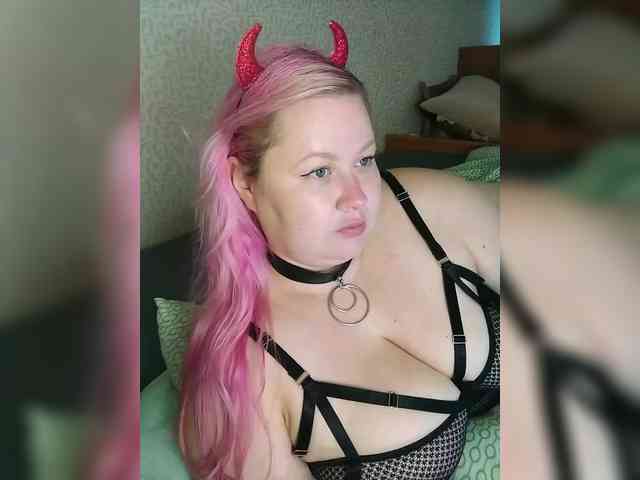 SashaLyubov webcam
