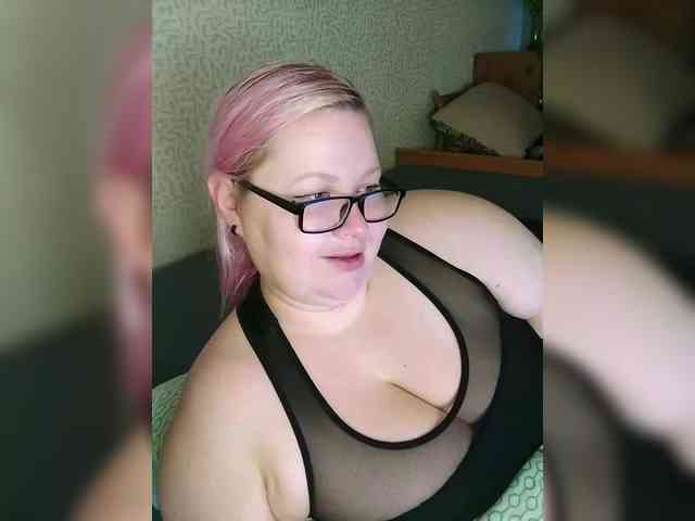 SashaLyubov webcam