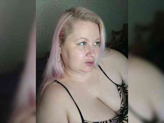 SashaLyubov webcam