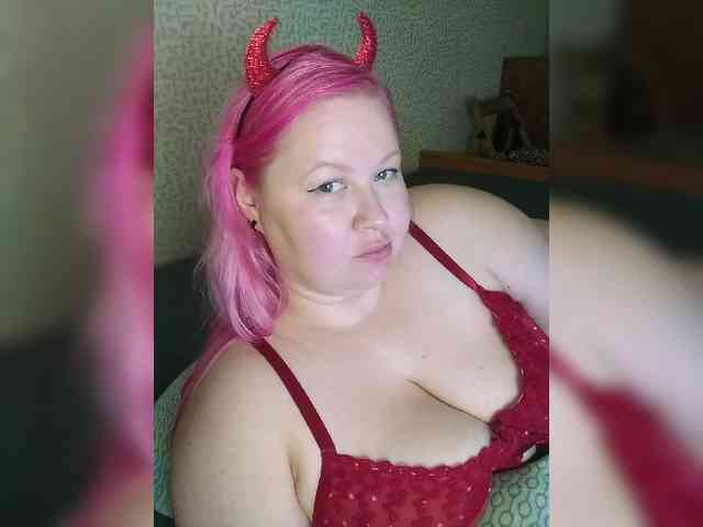 SashaLyubov webcam