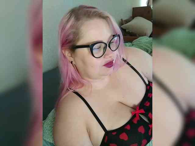 SashaLyubov webcam