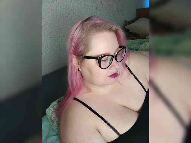 SashaLyubov webcam