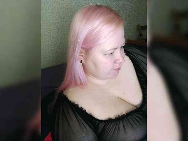 SashaLyubov webcam