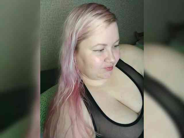 SashaLyubov webcam