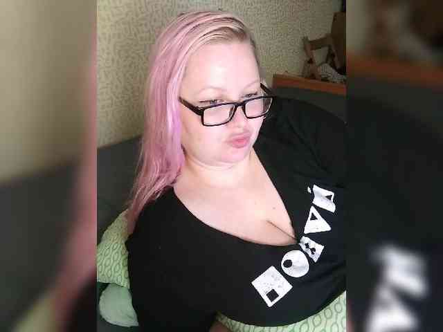 SashaLyubov webcam