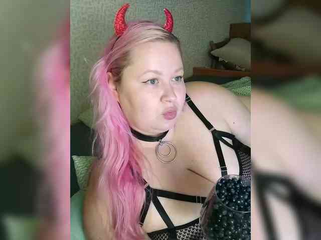 SashaLyubov webcam