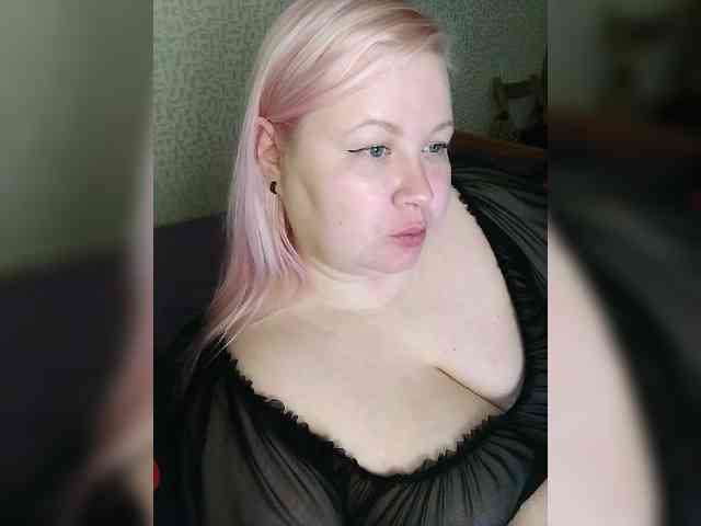 SashaLyubov webcam