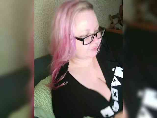 SashaLyubov webcam