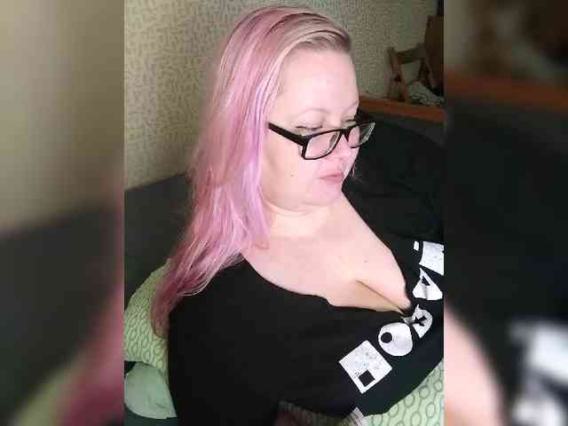 SashaLyubov webcam