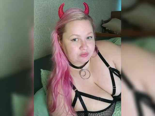 SashaLyubov webcam
