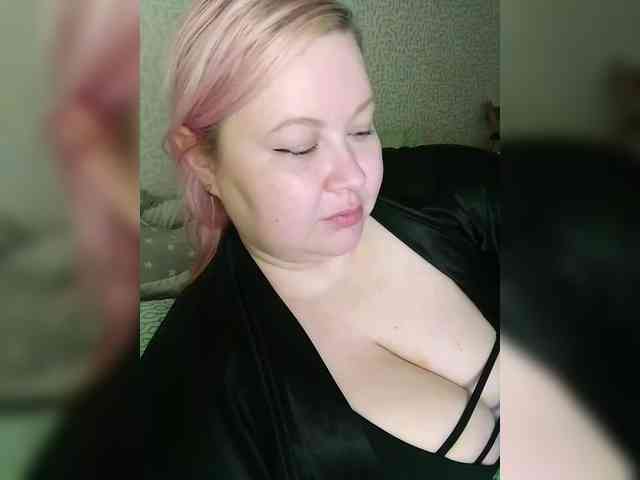 SashaLyubov webcam