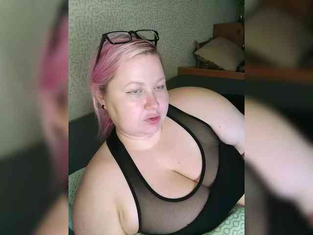 SashaLyubov webcam