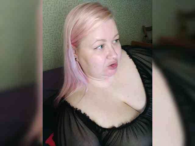SashaLyubov webcam