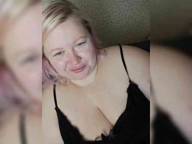 SashaLyubov webcam