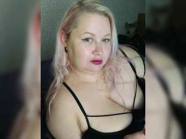 SashaLyubov webcam