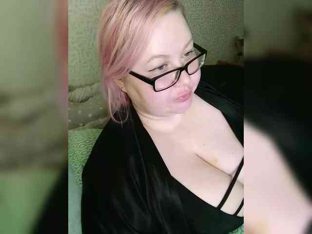 SashaLyubov webcam