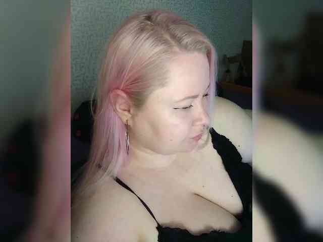 SashaLyubov webcam