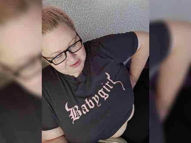 SashaLyubov webcam
