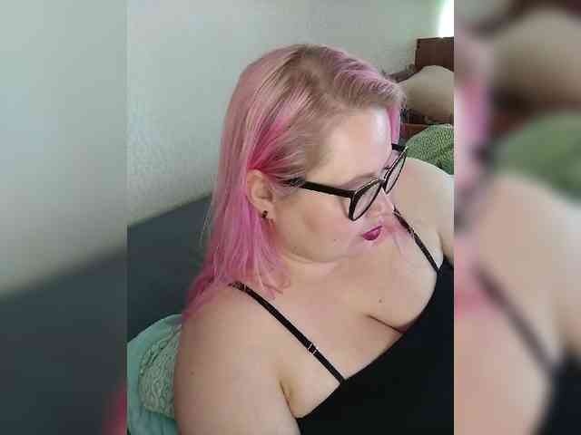 SashaLyubov webcam