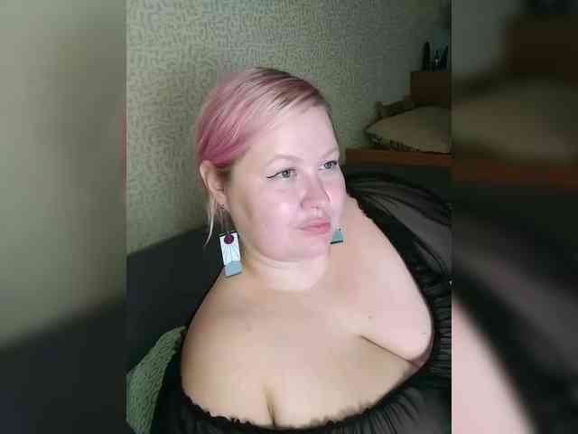 SashaLyubov webcam