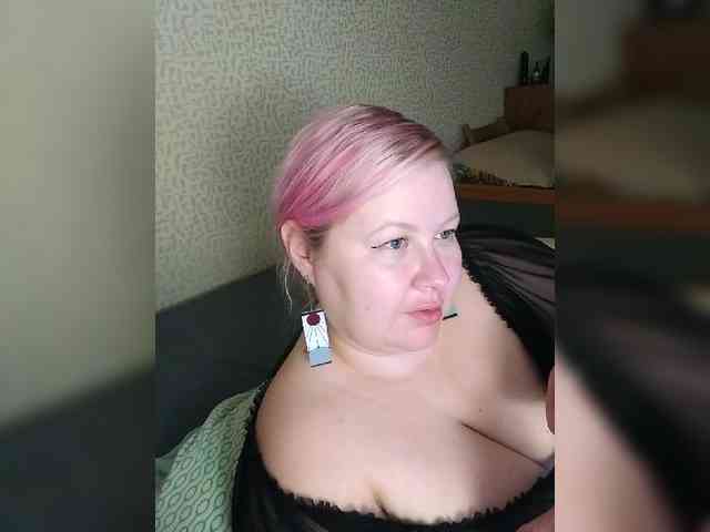 SashaLyubov webcam