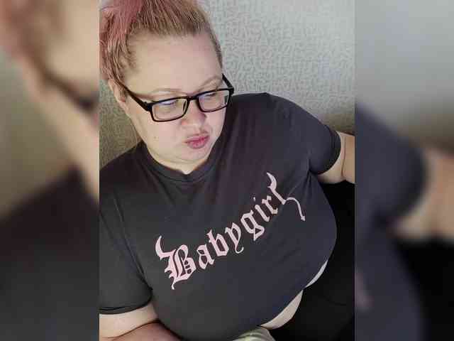 SashaLyubov webcam